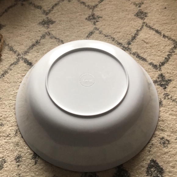 Mario Poinsettia Melamine Holiday Bowl - Picture 3 of 3